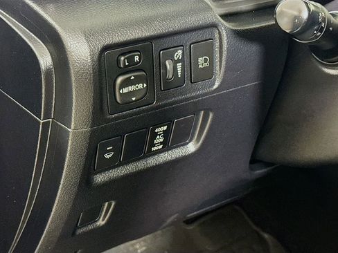 Used 2020 Toyota 4Runner TRD Off-Road image 10