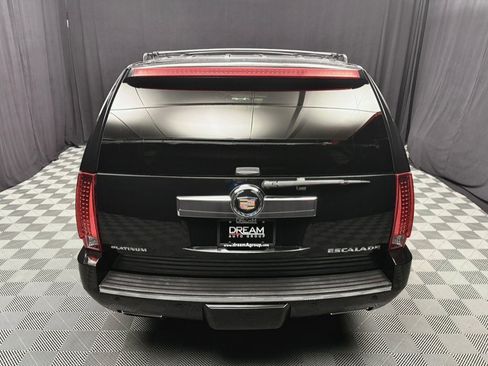 Used 2014 Cadillac Escalade ESV Platinum AWD/4WD image 4