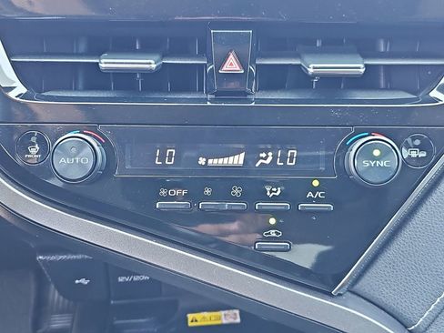 Used 2023 Toyota Camry XSE image 20