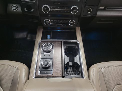 Used 2019 Ford Expedition Max Limited w/ Driver Assistance Package image 15