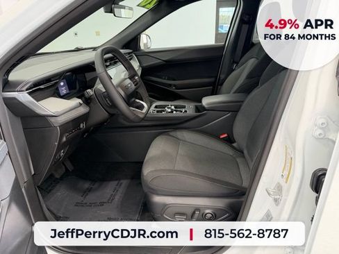 New 2026 Jeep Cherokee Laredo AWD/4WD image 9