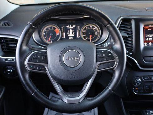Used 2021 Jeep Cherokee Latitude Lux FWD image 36