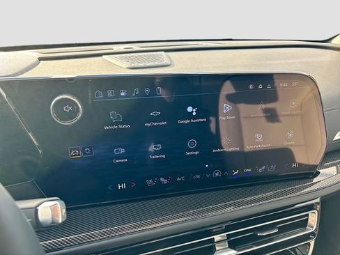 New 2026 Chevrolet Traverse High Country w/ LPO, Floor Liner Package image 15