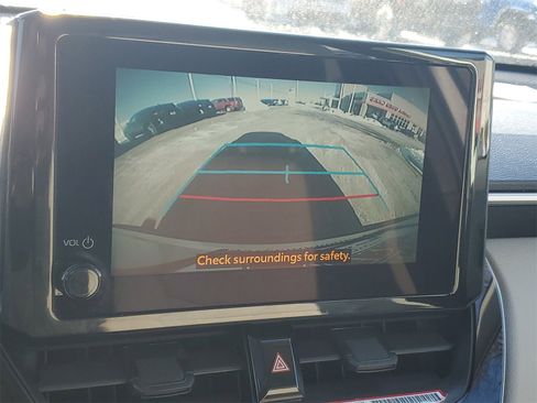 Used 2024 Toyota Corolla Cross L image 27