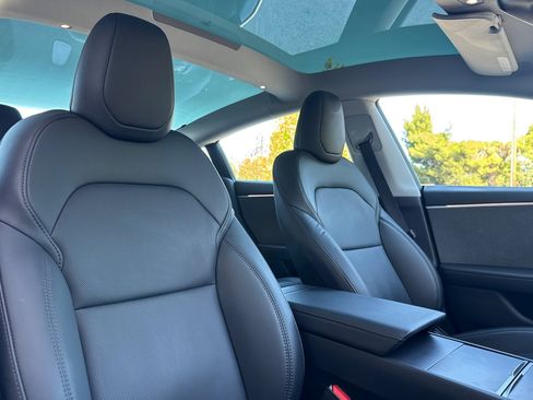 Used 2024 Tesla Model 3 Standard Range RWD image 29