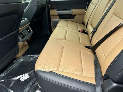 New 2025 Ford F250 Lariat w/ Chrome Package image 52