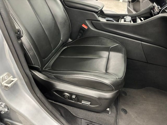 Used 2024 Jeep Grand Cherokee L Limited AWD/4WD image 45
