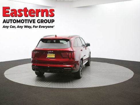 Used 2022 Kia Sorento SX image 38