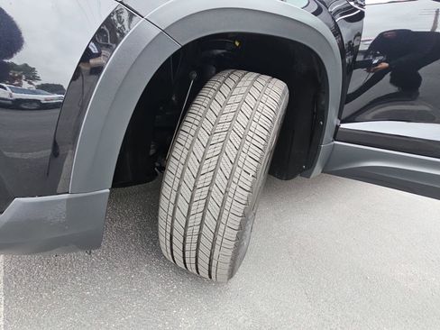 Used 2022 Volkswagen Taos S image 32