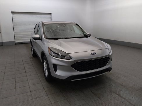 Used 2020 Ford Escape SE FWD image 14
