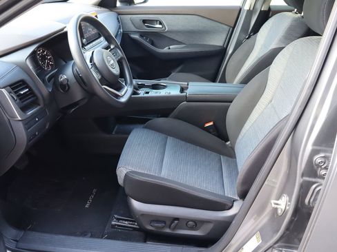 Used 2023 Nissan Rogue SV FWD image 15