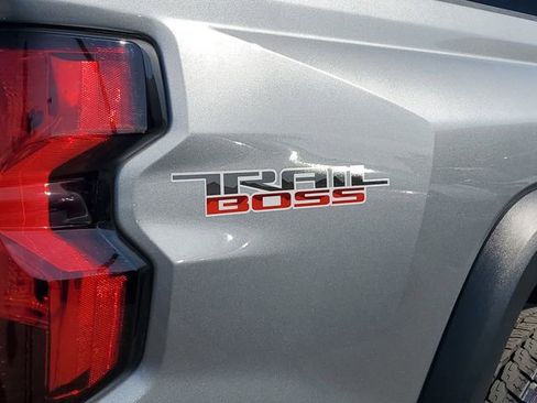 Used 2024 Chevrolet Colorado Trail Boss w/ Advanced Trailering Package image 7