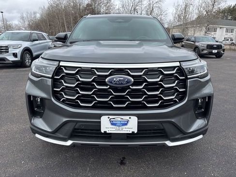 New 2026 Ford Explorer Platinum w/ LUX Leather Package AWD/4WD image 9