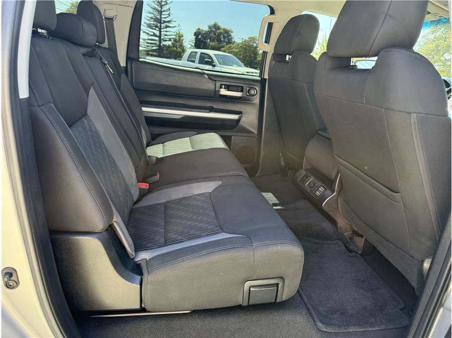 Used 2014 Toyota Tundra SR5 AWD/4WD image 15