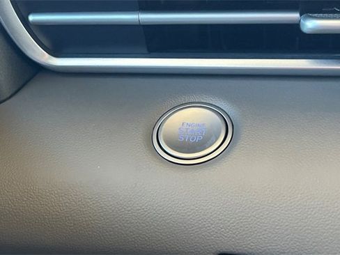 New 2025 Hyundai Elantra Blue image 21