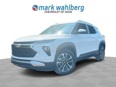 Certified 2024 Chevrolet TrailBlazer LT w/ Convenience Package FWD image 1
