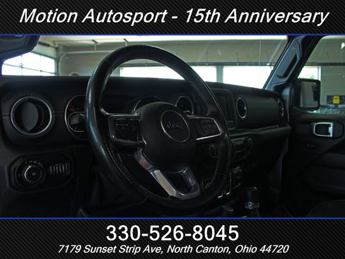 Used 2021 Jeep Wrangler Unlimited Sahara w/ LED Lighting Group AWD/4WD image 19
