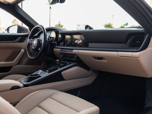 Certified 2024 Porsche 911 Carrera image 39