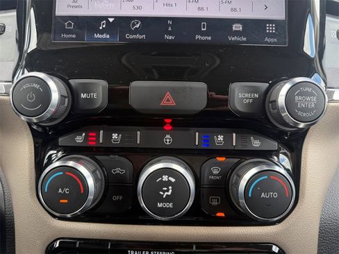 Certified 2022 RAM 1500 Laramie image 29