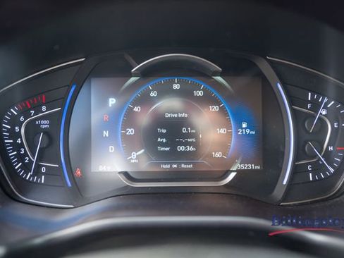 Used 2020 Hyundai Santa Fe Limited FWD image 9