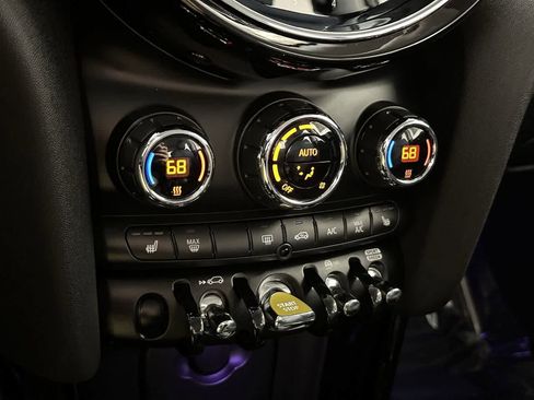 Certified 2024 MINI Cooper SE image 20