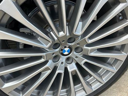 Used 2026 BMW X7 xDrive40i w/ Executive Package AWD/4WD image 33
