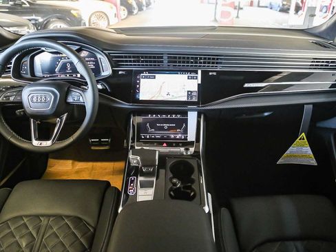 New 2026 Audi SQ8 Prestige AWD/4WD image 9
