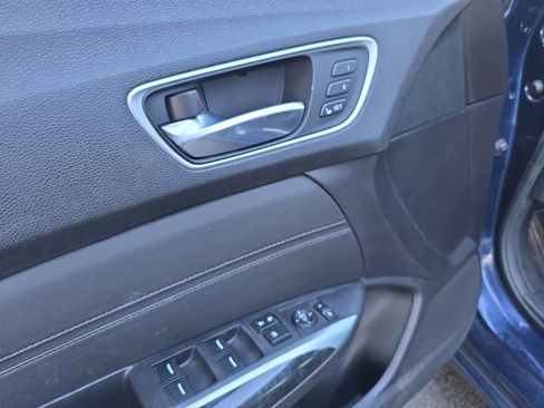 Used 2018 Acura TLX V6 SH-AWD image 16