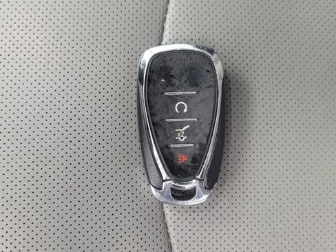 Used 2018 Chevrolet Equinox Premier image 32