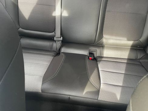 Used 2025 Chevrolet Trax LT image 36