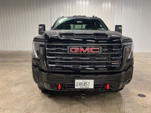 Certified 2025 GMC Sierra 2500 AT4 w/ AT4 Premium Plus Package image 3
