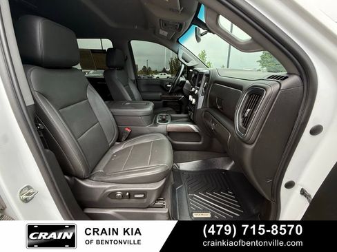 Used 2020 GMC Sierra 3500 SLT w/ SLT Convenience Package AWD/4WD image 31