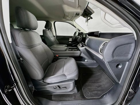 Used 2025 Ford Expedition Max Active RWD image 29