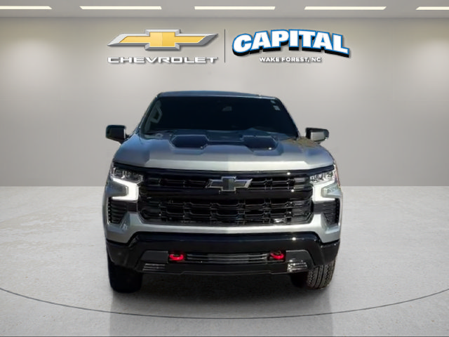 Used 2026 Chevrolet Silverado 1500 LT Trail Boss w/ LPO, Dark Essentials Package AWD/4WD image 8