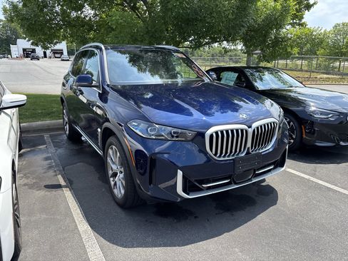 Used 2026 BMW X5 xDrive40i w/ Climate Comfort Package AWD/4WD image 5