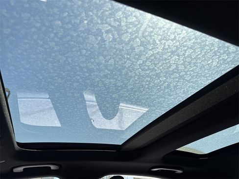 Certified 2025 Mercedes-Benz C 300 Sedan image 31