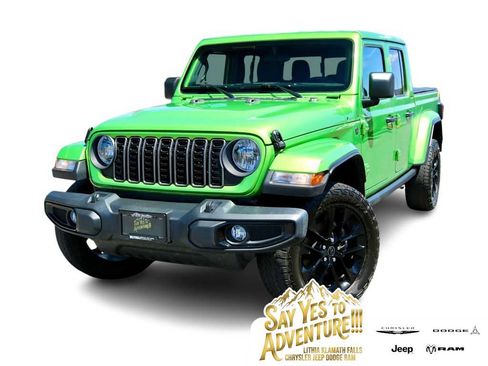Used 2025 Jeep Gladiator Sport AWD/4WD image 1