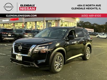 New 2025 Nissan Pathfinder SV w/ SV Premium Package