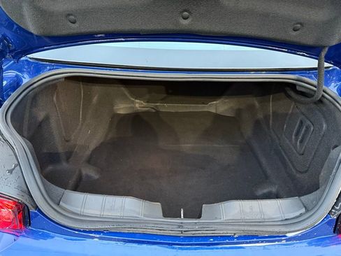 Used 2021 Chevrolet Camaro LT w/ RS Package image 11