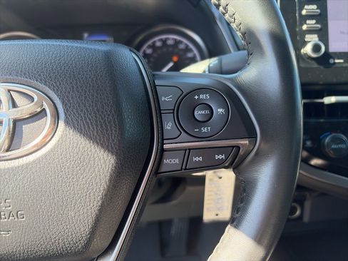 Used 2023 Toyota Camry SE image 18