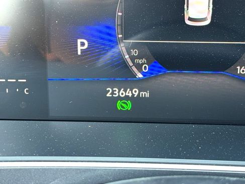 Certified 2023 Volkswagen Tiguan SE R-Line FWD image 19