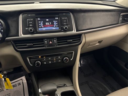Used 2016 Kia Optima LX w/ LX Convenience Package image 33