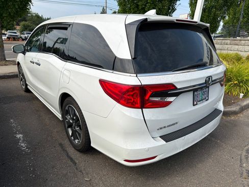 Used 2023 Honda Odyssey Elite image 6