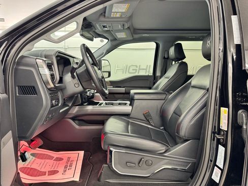 Used 2024 Ford F250 Lariat w/ Lariat Ultimate Package AWD/4WD image 10