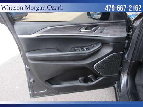 Used 2022 Jeep Grand Cherokee L Limited w/ Trailer Tow Group (B) image 27