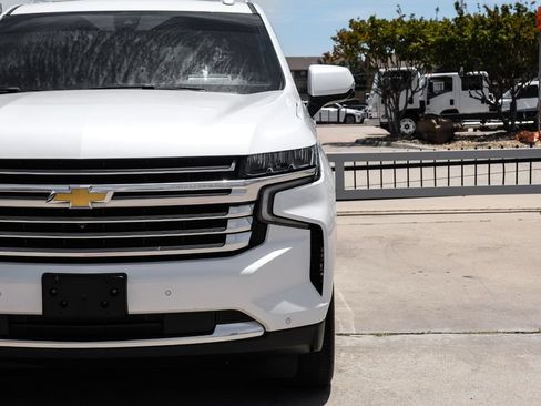 Used 2021 Chevrolet Suburban High Country RWD image 54