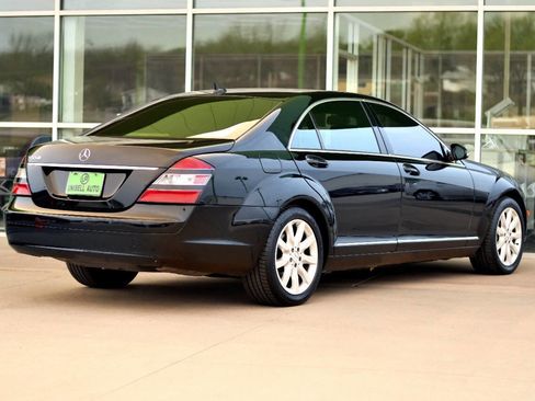 Used 2007 Mercedes-Benz S 550 image 7