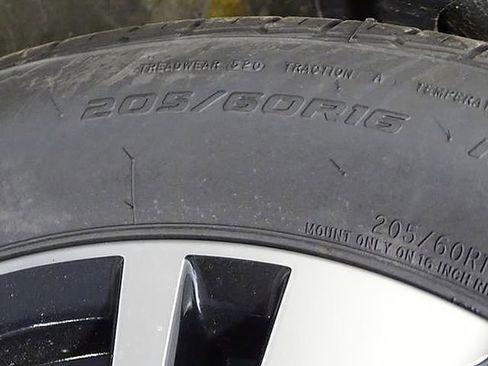 Used 2023 Nissan Sentra SV image 40