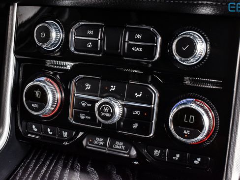 Used 2023 GMC Yukon Denali image 27