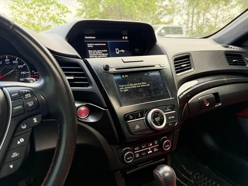 Used 2019 Acura ILX image 24